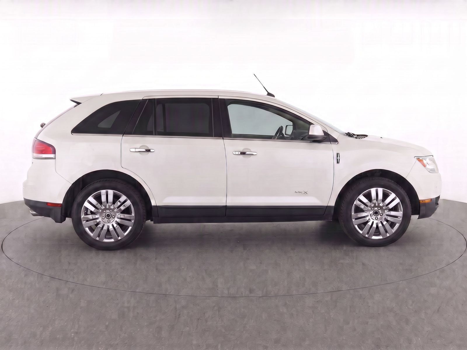 Used 2010 Lincoln MKX AWD image 8