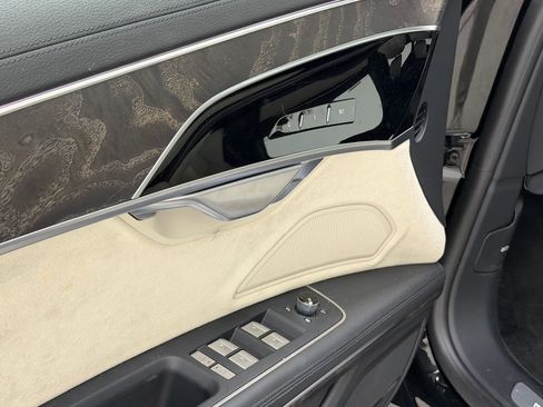 Certified 2024 Audi A8 L 3.0T AWD/4WD image 21