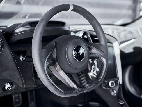 Used 2021 McLaren 765LT Base image 38