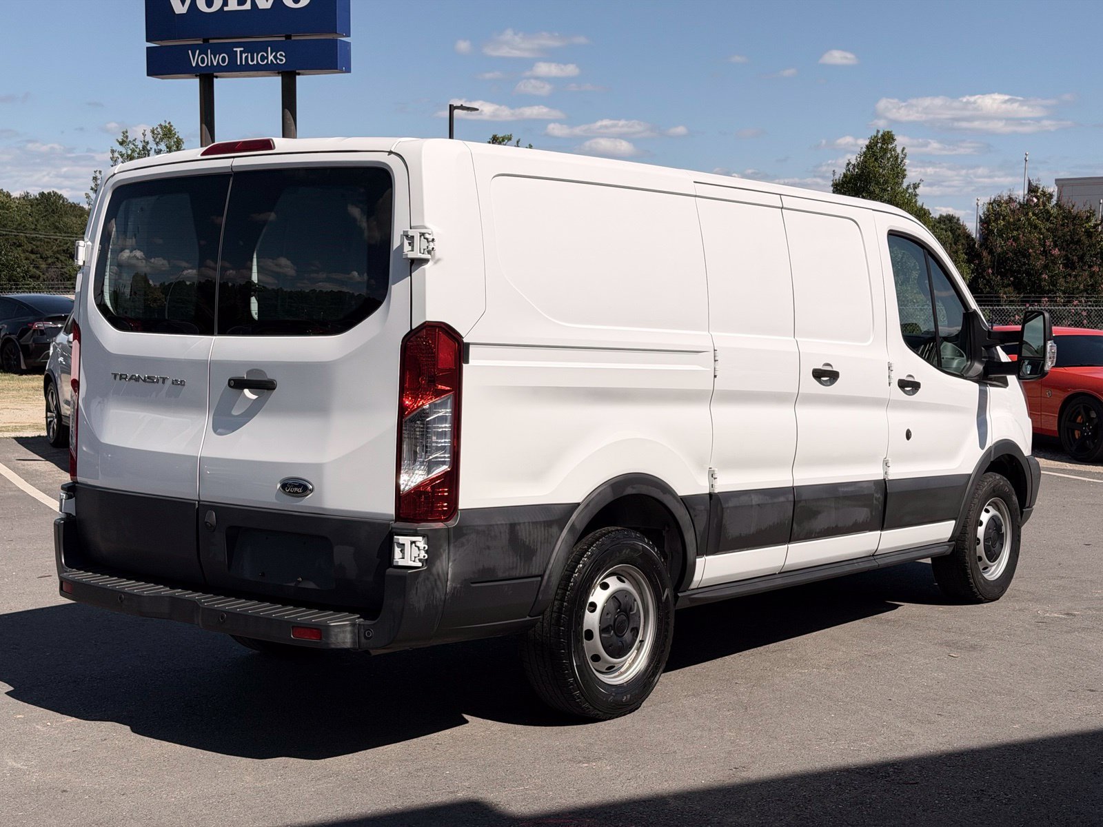 Used 2018 Ford Transit 150 130 Low Roof RWD image 6