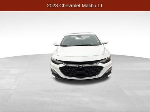 Used 2023 Chevrolet Malibu LT image 2