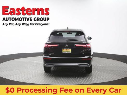 Used 2025 Mitsubishi Outlander SE AWD/4WD image 38