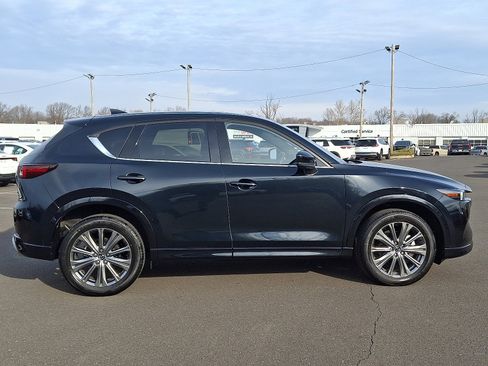 Used 2025 MAZDA CX-5 Signature image 7
