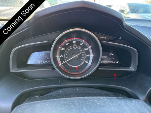 Used 2015 MAZDA MAZDA3 i Sport image 11