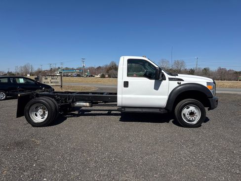 Used 2014 Ford F450 XL image 2