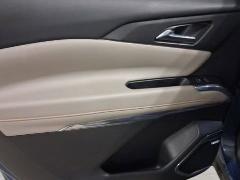 Used 2024 Chevrolet Traverse LT w/ Enhanced Driving Package FWD image 22