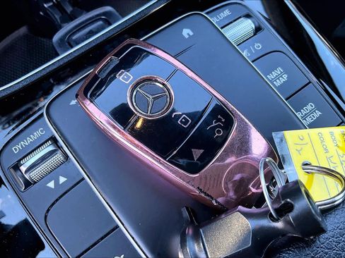 Used 2022 Mercedes-Benz A 220 image 15