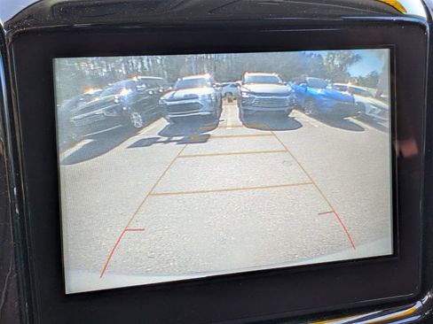 Used 2019 Chevrolet Traverse LT image 22