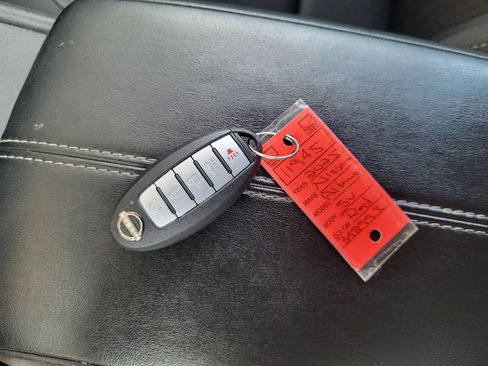 Used 2025 Nissan Altima 2.5 SV AWD/4WD image 21