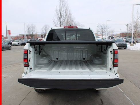 Certified 2022 Nissan Frontier PRO-4X w/ Technology Package image 10