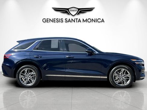 Used 2023 Genesis GV70 2.5T w/ Select Package AWD/4WD image 4