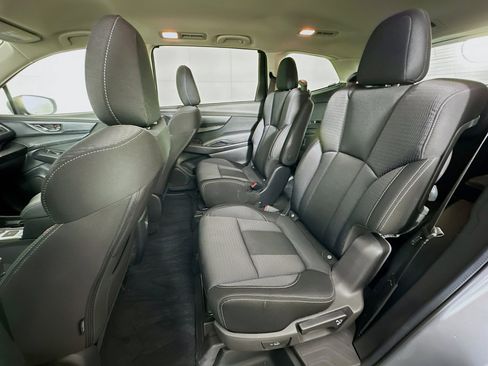Used 2024 Subaru Ascent Premium w/ Convenience Package image 27