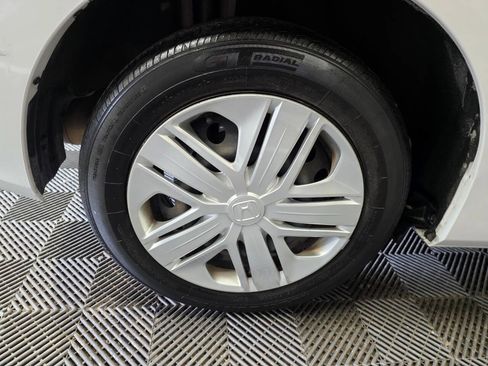 Used 2020 Honda Fit LX image 33