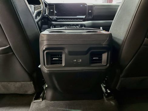 Used 2022 Chevrolet Silverado 1500 LT Trail Boss w/ LT Trail Boss Premium Package AWD/4WD image 26
