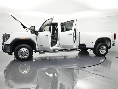 Used 2024 GMC Sierra 3500 SLT w/ SLT Premium Package AWD/4WD image 50