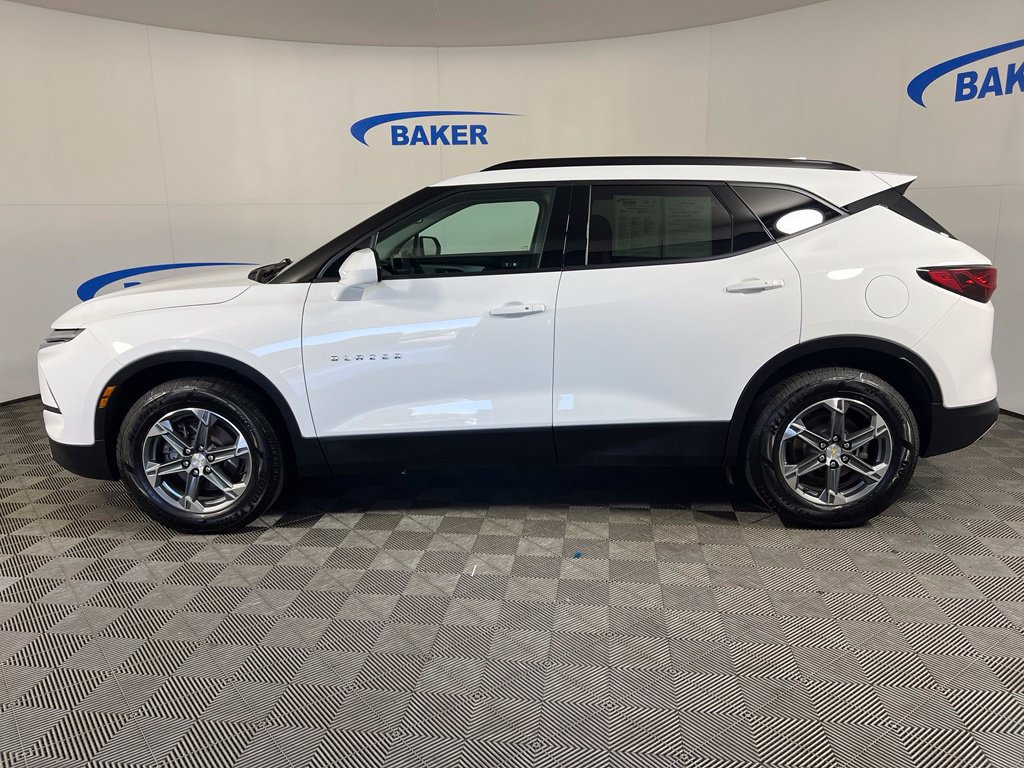 Certified 2024 Chevrolet Blazer LT w/ Convenience Package AWD/4WD image 2