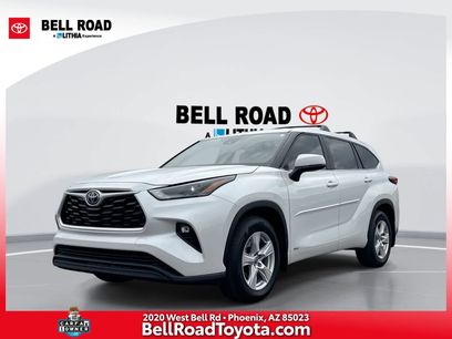 Used 2023 Toyota Highlander LE