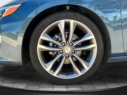 Used 2024 Chevrolet Malibu LT FWD image 32