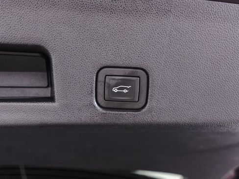 Used 2026 Buick Enclave Avenir w/ LPO, Floor Liner Package AWD/4WD image 42