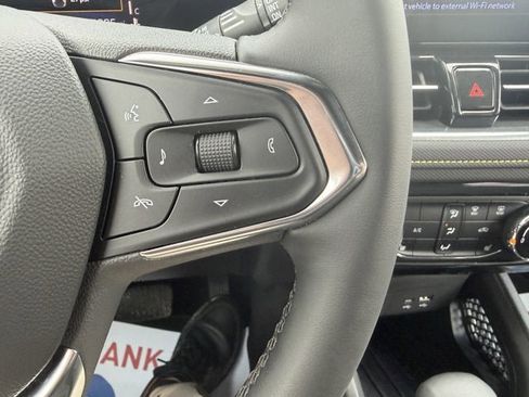 Used 2024 Chevrolet TrailBlazer ACTIV w/ Driver Confidence Package FWD image 19