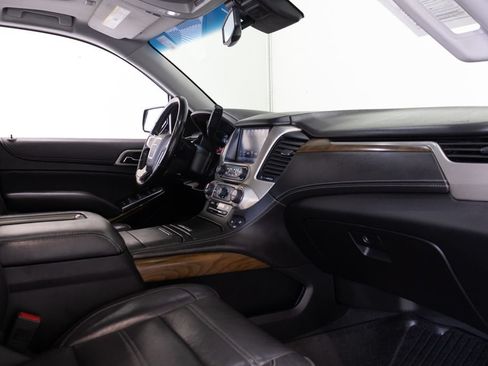 Used 2020 GMC Yukon Denali w/ Denali Ultimate Package AWD/4WD image 24