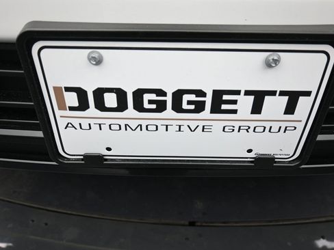 Used 2025 Ford F150 Lariat w/ Equipment Group 501A Mid image 10