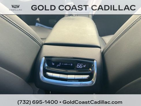 Certified 2022 Cadillac XT6 Premium Luxury w/ Technology Package image 9