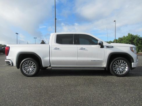 Used 2021 GMC Sierra 1500 Denali w/ Denali Ultimate Package AWD/4WD image 2