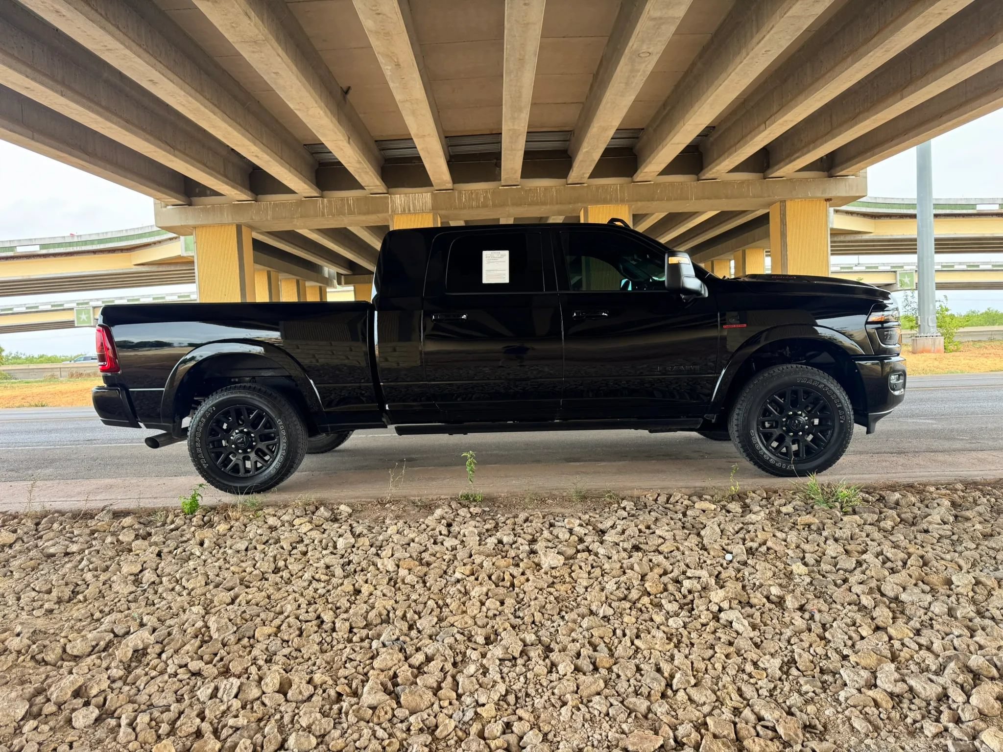 Used 2026 RAM 3500 Limited AWD/4WD image 2