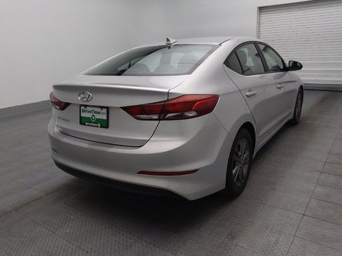 Used 2018 Hyundai Elantra SEL image 9