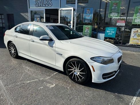 Used 2014 BMW 528i xDrive Sedan image 3