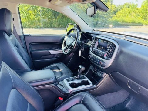 Used 2019 Chevrolet Colorado ZR2 w/ ZR2 Dusk Special Edition image 35