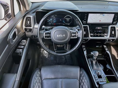 Used 2022 Kia Sorento SX FWD image 24