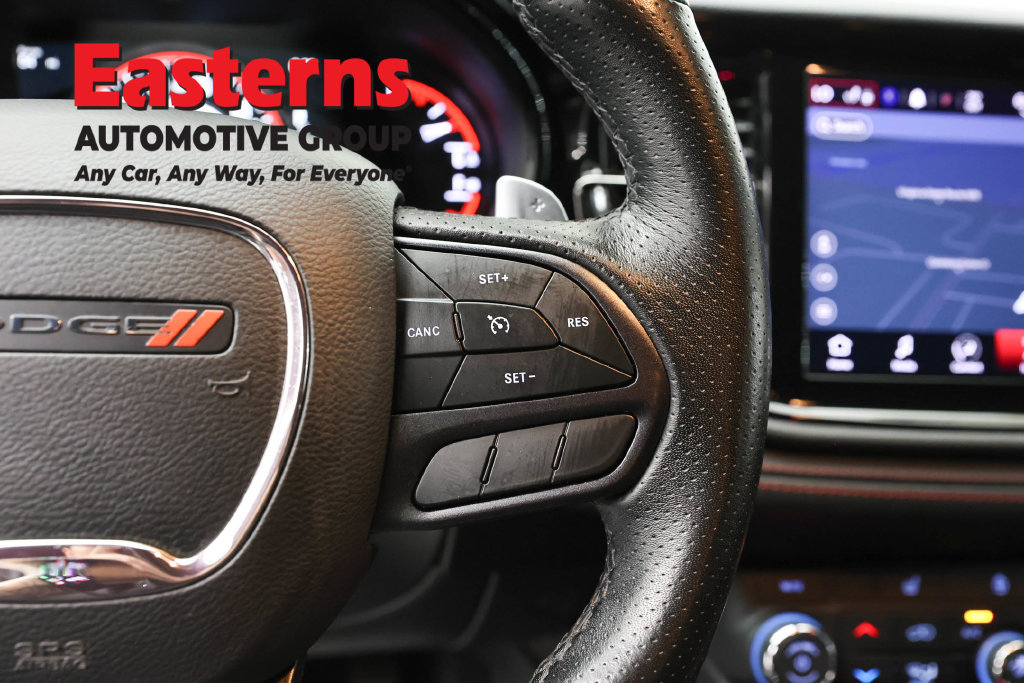 Used 2025 Dodge Durango GT RWD image 17