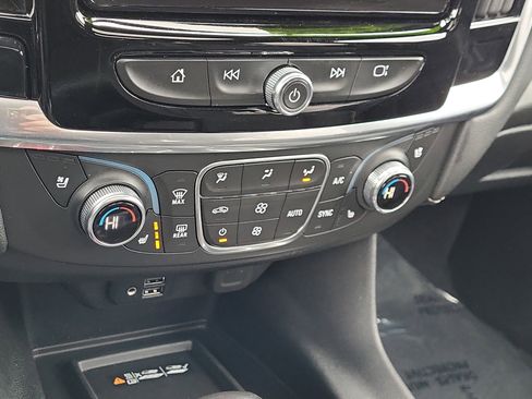 Certified 2022 Chevrolet Traverse Premier w/ Redline Edition image 27