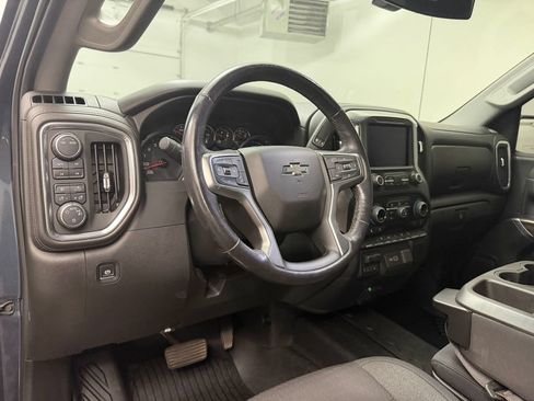 Used 2020 Chevrolet Silverado 1500 RST w/ True North Edition AWD/4WD image 4