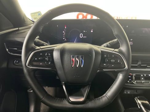 Used 2024 Buick Envista Preferred w/ Convenience I Package image 15