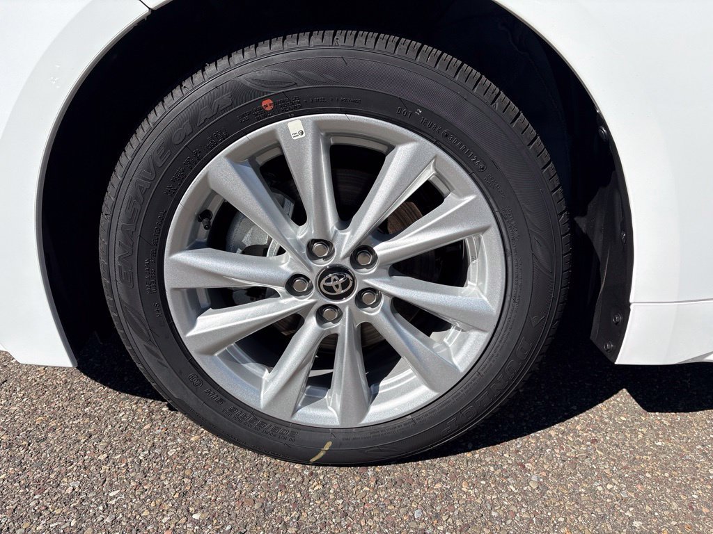 New 2026 Toyota Corolla LE w/ LE Premium Package FWD image 11