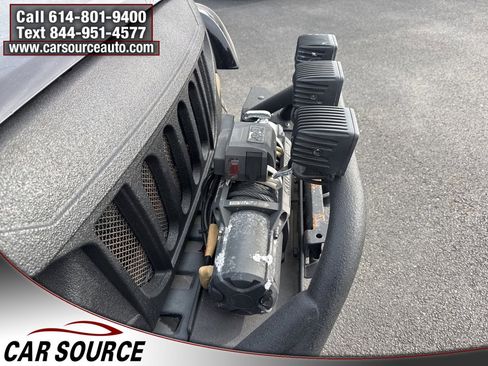 Used 2014 Jeep Wrangler Unlimited Sahara image 7