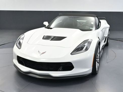 Used 2018 Chevrolet Corvette Z06 RWD image 13