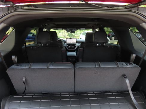 Used 2025 Ford Explorer ST-Line w/ Premium Package AWD/4WD image 43