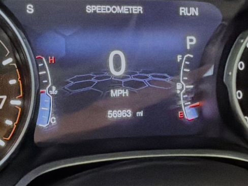 Used 2018 Jeep Compass Latitude w/ Popular Equipment Group image 8