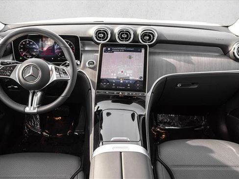 Certified 2026 Mercedes-Benz GLC 300 4MATIC image 21