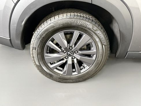 Used 2022 Nissan Pathfinder SV FWD image 33