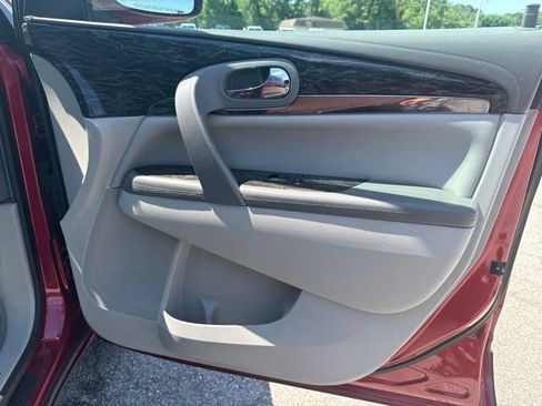 Used 2014 Buick Enclave Leather FWD image 15