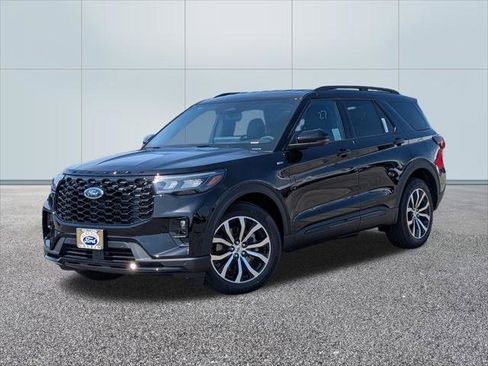 New 2026 Ford Explorer ST-Line RWD image 1