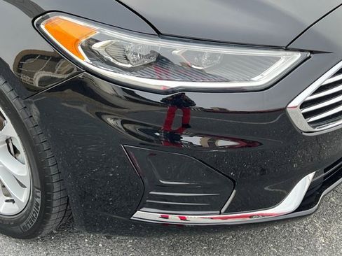 Used 2019 Ford Fusion SEL image 9