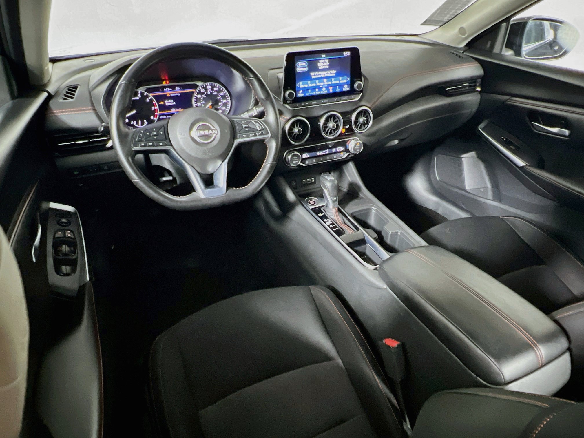 Used 2025 Nissan Sentra SR FWD image 29