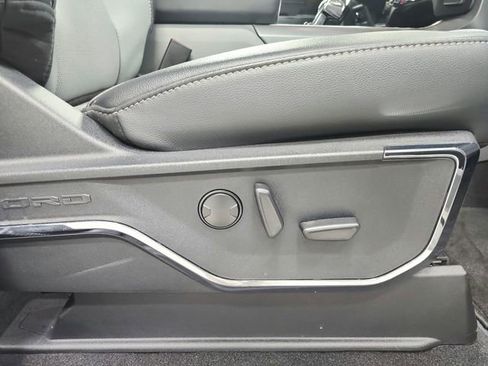 Used 2023 Ford F150 Lariat AWD/4WD image 42