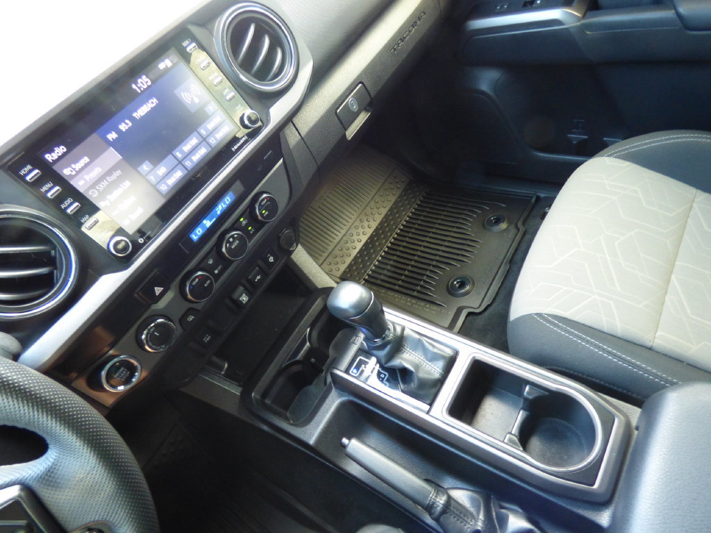 Used 2023 Toyota Tacoma TRD Off-Road AWD/4WD image 28